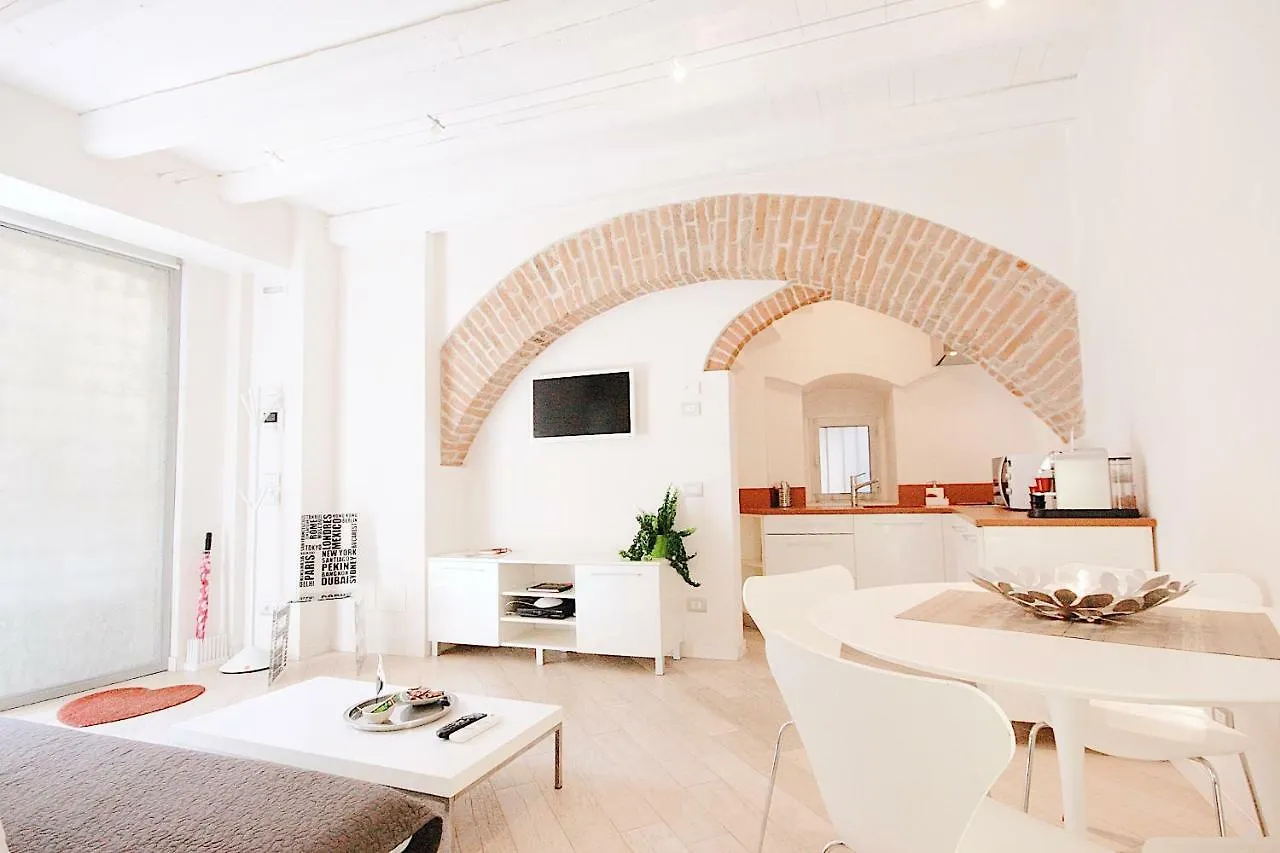 Le Nuove Cadreghe Apartments Verona
