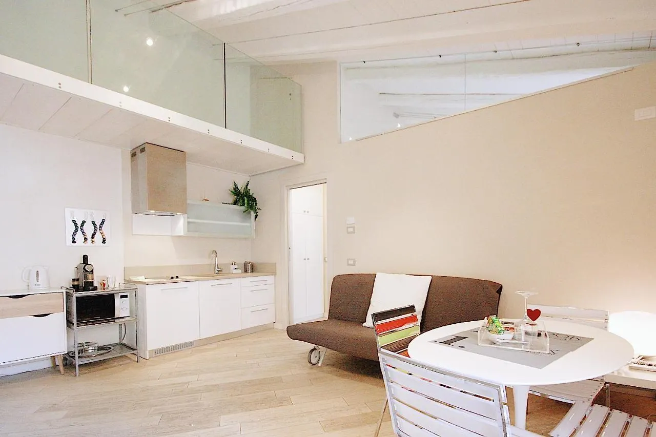 Le Nuove Cadreghe Apartments Verona