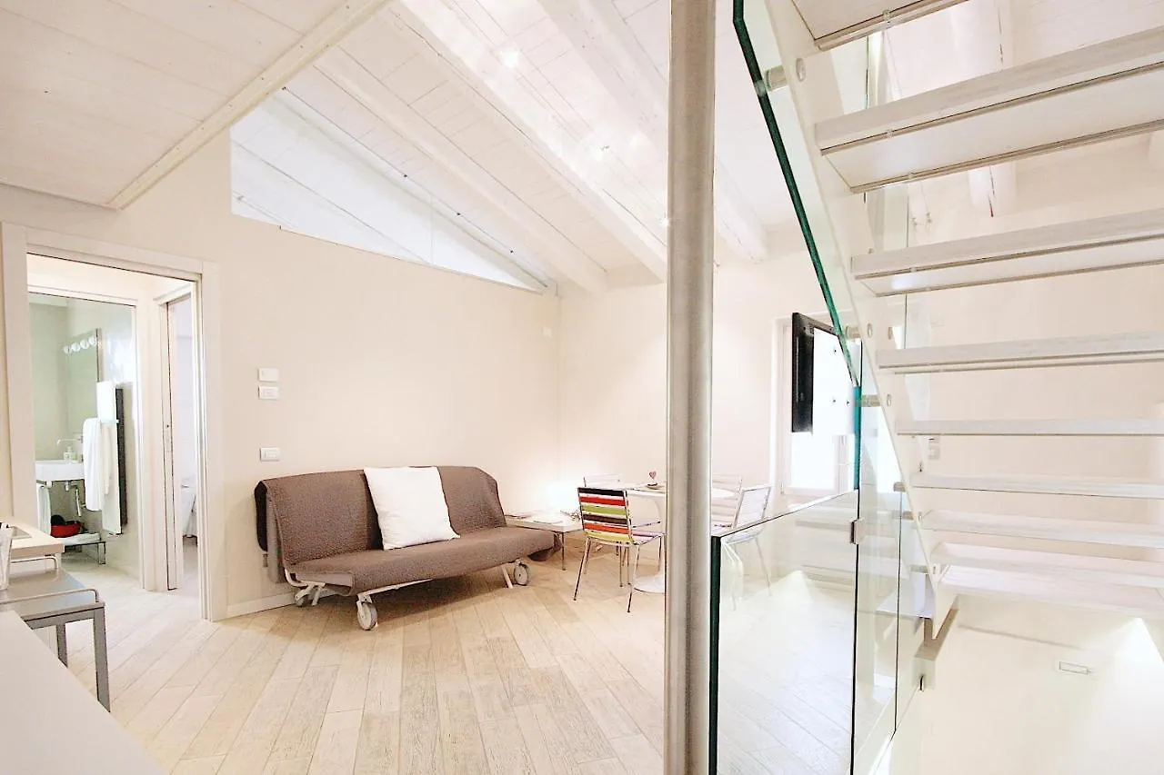 Le Nuove Cadreghe Apartments Verona