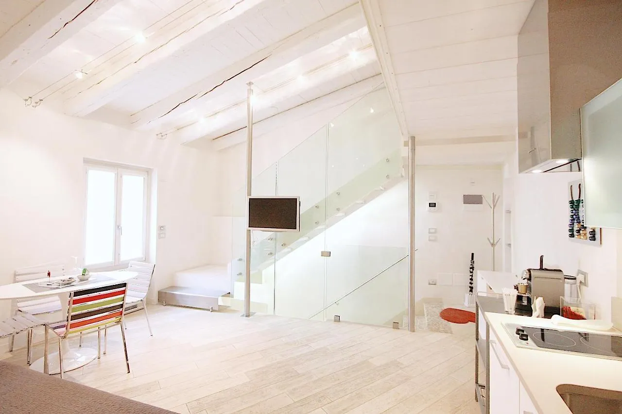 Le Nuove Cadreghe Apartments Verona